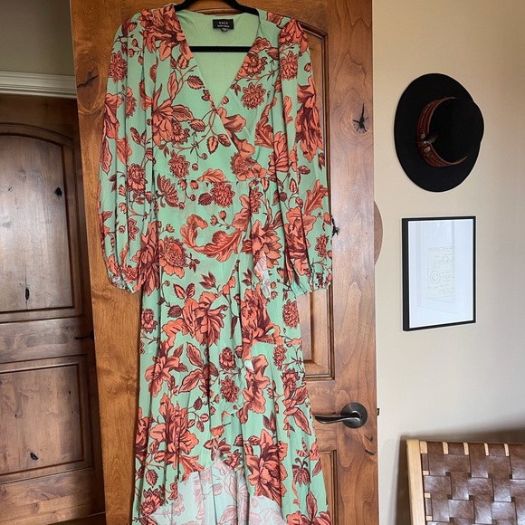 ROVER FLORAL HIGH LOW RUFFLE MAXI DRESS NWOT - Picture 6 of 7